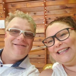 Meet your Posher, Hugues